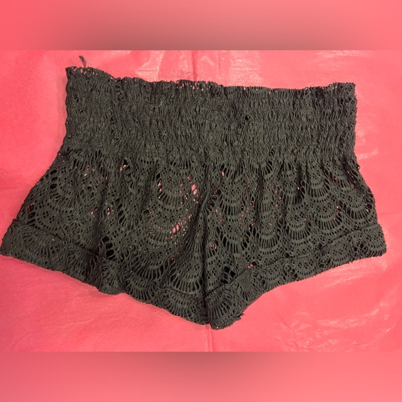 See thru shorts netted shorts - Picture 2 of 2